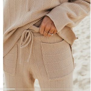 CJLA Cohen Knit Joggers in Blush!